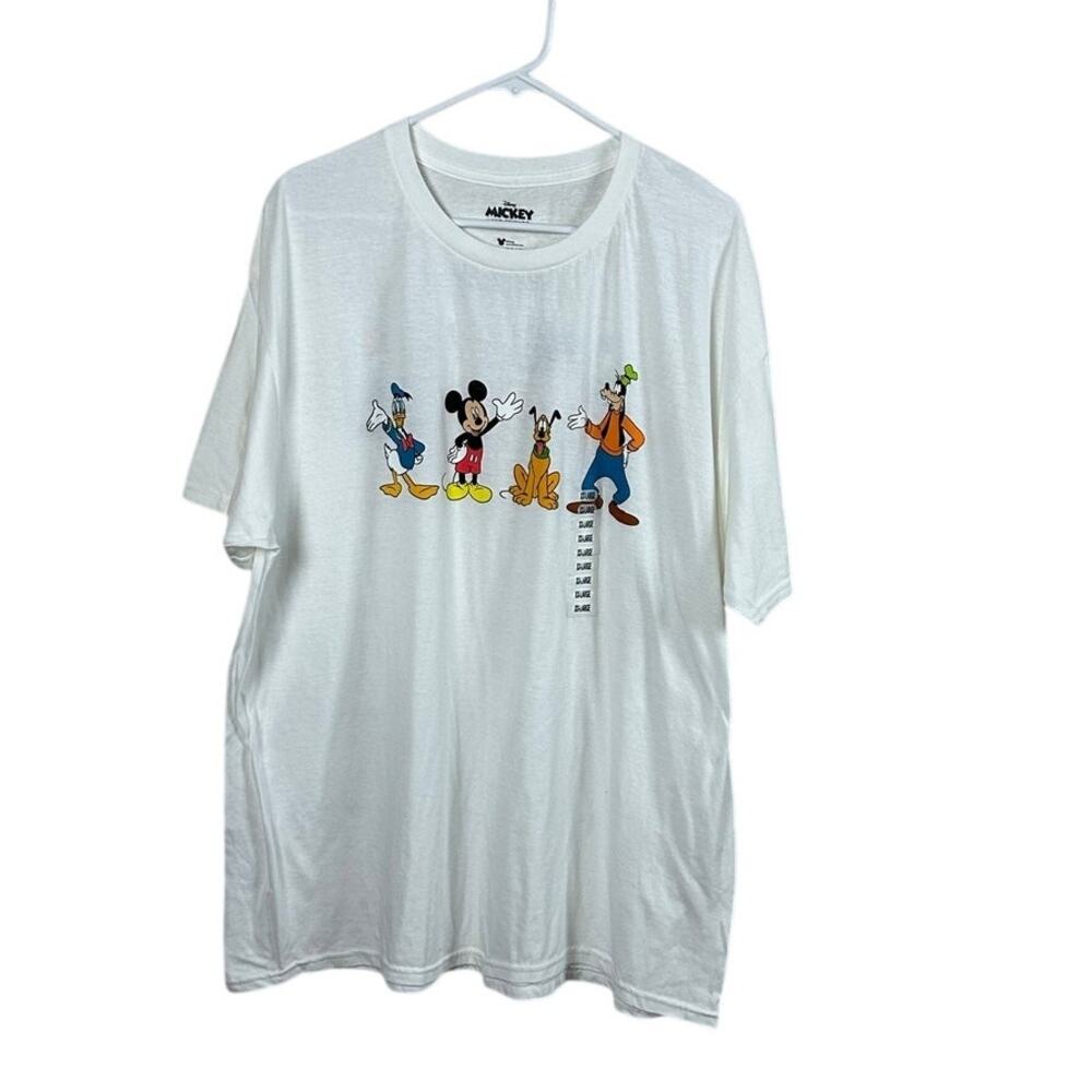 Disney Men's Mickey Mouse & Friends graphic t-shirt size 2X NWT